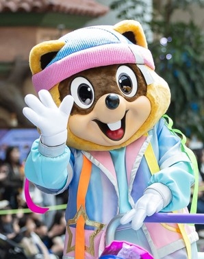 Lotty's Adventure Parade